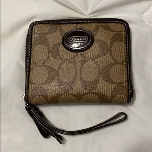 Small Coach wristlet/wallet